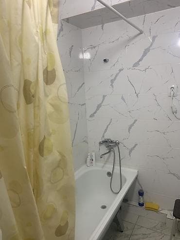 Кыймылсыз мүлк: Сдается комната 2-3 девушкам в центре города сзади Vefa Светлая — 9