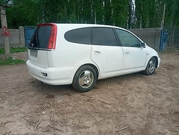 ford focus 2001: Honda Stream: 2001 г., Универсал — 1
