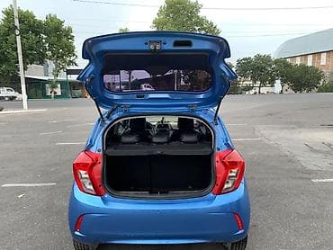Продажа авто: Chevrolet Spark: 2017 г., 1 л, Автомат, Бензин, Хэтчбэк — 6