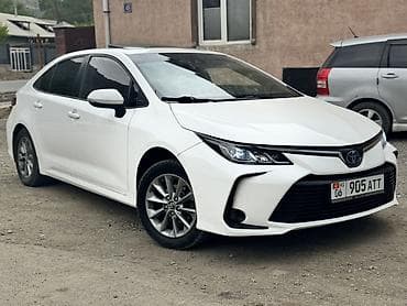 Toyota Corolla: 2019 г., 1.8 л, Вариатор, Гибрид, Седан
