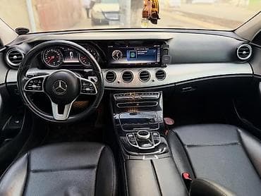 bmv e32: Mercedes-Benz E-Class: 2018 г., 2 л, Автомат, Бензин, Лимузин — 10