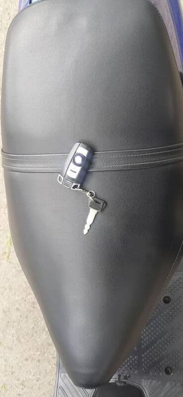 дождевик для скутер: Suzuki Address
100 кубов
2 тактный 
Мопед после полной реставрации — 9