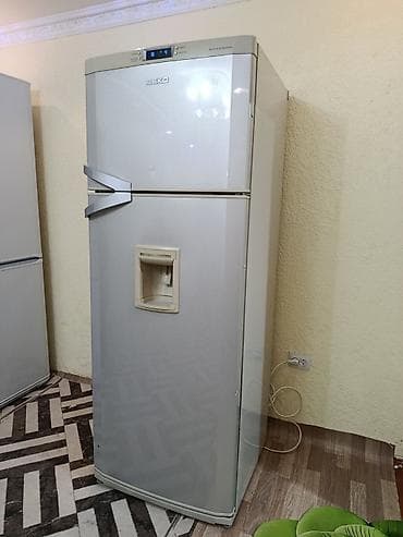 беко: Холодильник Beko, Б/у, Двухкамерный, No frost, 70 * 195 * 65 — 3