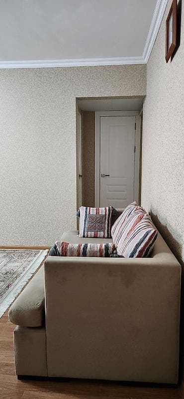 3 room flat: 3 комнаты, 60 м², 104 серия, 3 этаж, Евроремонт — 4