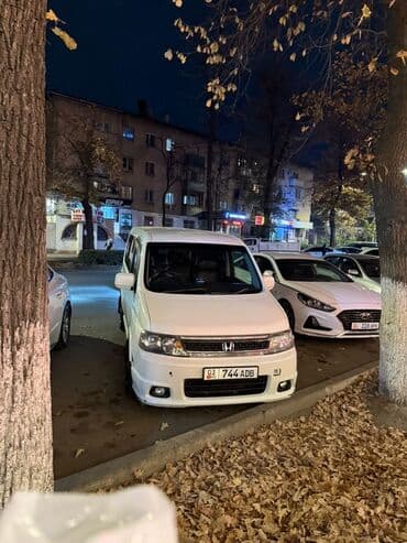 продается в рассрочку авто минивен степ вагон: Honda Stepwgn: 2004 г., 2.4 л, Автомат, Бензиновая, Минивэн — 2