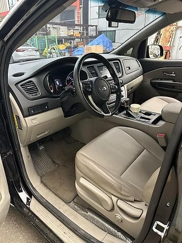Продажа авто: Kia Carnival: 2019 г., 2.2 л, Автомат, Дизель, Минивэн — 9
