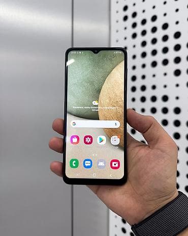 Samsung Galaxy A12, Б/у, 32 ГБ, цвет - Черный, 2 SIM at lalafo.kg Samsung Galaxy A12, Б/у, 32 ГБ, цвет - Черный, 2 SIM