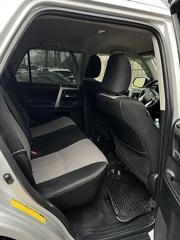 кю 7: Toyota 4Runner: 2017 г., 4 л, Автомат, Бензин, Внедорожник — 10