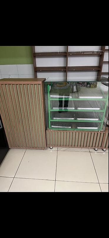 тепловые витрины: ПРОДАЕТСЯ оборудование для пекарни/кондитерской Комплект витрин и — 8