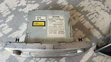 lalafo iphone 14: Штатная аудиосистема Toyota - Производитель: Toyota - Номер — 3