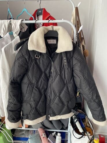 Киреге берилүүчү кийимдер: Дубленка,курткалар сатылат бир эле жоду кийилген . Дубленка 1500 сом — 3