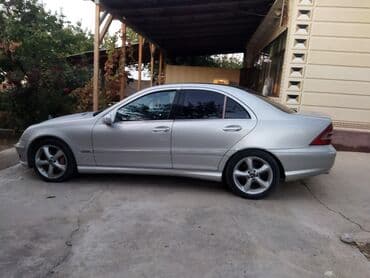 женские машины не дорогои: Mercedes-Benz C-Class: 2004 г., 1.8 л, Автоматтык, Бензин, Седан — 1