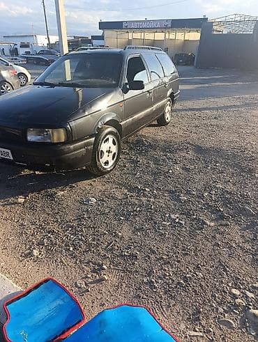 camry universal: Volkswagen Passat Variant: 1992 г., Механика, Бензин, Универсал — 1