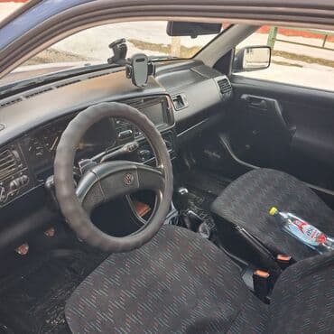 Ковролин: Volkswagen Golf: 1994 г., 1.6 л, Механика, Бензин, Хетчбек — 5