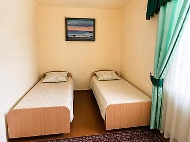 комната кызыл кыя: 2 бөлмө, Үй-бүлөлүүлөргө, Толугу менен эмереги бар — 3