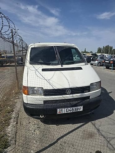 daf cf: Volkswagen Transporter: 2003 г., 2.5 л, Механика, Дизель, Фургон — 1