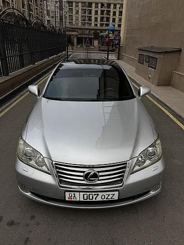 Lexus: Lexus ES: 2010 г., Автомат, Бензин, Седан — 2