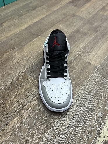 обув зимный: Кроссовки Nike Air Jordan 1 Low - Модель: низкая версия AJ1 - Верх — 3