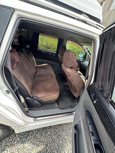 корейские минивэны: Toyota Ipsum: 2002 г., 2.4 л, Автомат, Газ, Минивэн — 10