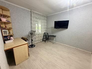 Недвижимость: Продается домв доме 4 комнаты, зал,санузел, кухня, в доме полы — 7