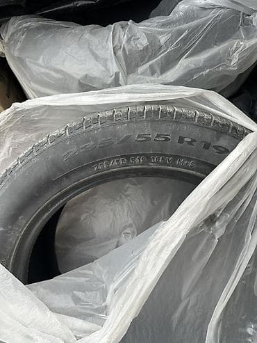xf: Шины 235 / 55 / R 19, Лето, Б/у, Комплект, Pirelli — 4