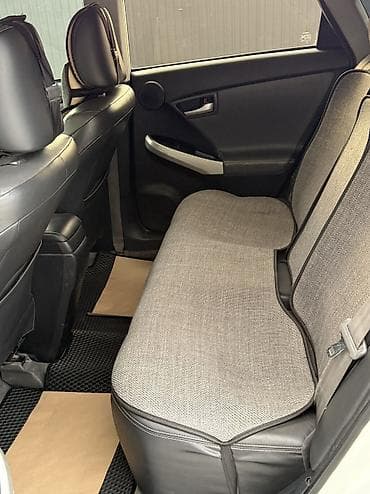 Транспорт: Toyota Prius: 2015 г., 1.8 л, Вариатор, Гибрид, Хэтчбэк — 10
