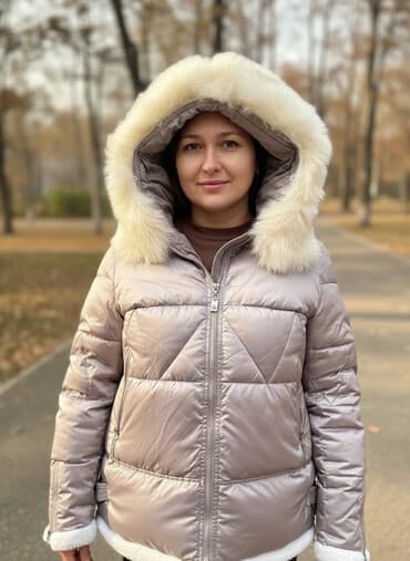 бишкек платья больших размеров: Женская зимняя куртка-пуховик с капюшоном п - Цвет: светло-серый, с — 9