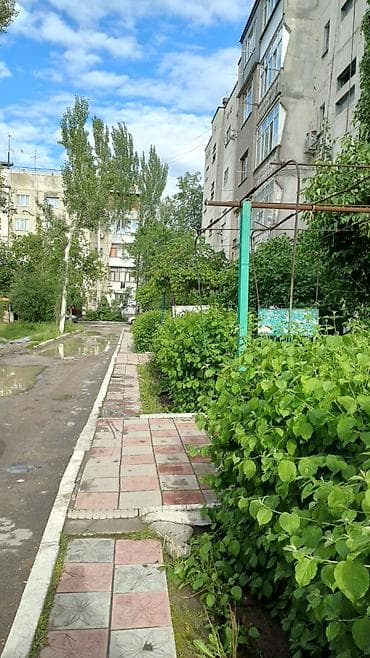 меняю с моей доплатой: 1 комната, 35 м², 105 серия, 1 этаж, Евроремонт — 9
