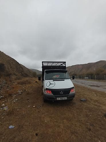 audi a4 b7: Грузовик, Mercedes-Benz, Стандарт, 4 т — 1