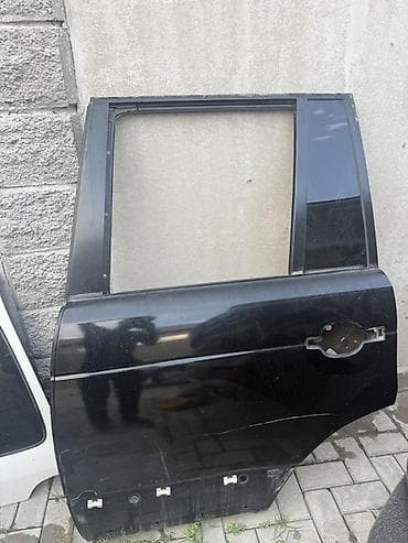 Задняя правая дверь для автомобиля Land Rover Range Rover (L322), цвет