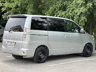srv 2: Toyota Voxy: 2002 г., 2 л, Автомат, Бензин, Минивэн — 4