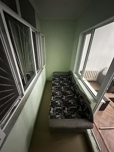 Недвижимость: 1 комната, 35 м², 5 мкр 1 этаж — 3