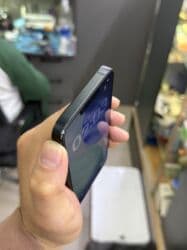 iphone 12 про телефон: IPhone 13, Б/у, 128 ГБ, Midnight, Защитное стекло, 77 % — 4