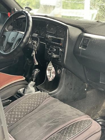 борт продажа: Volkswagen Passat Variant: 1990 г., 1.8 л, Механика, Бензин, Универсал — 8