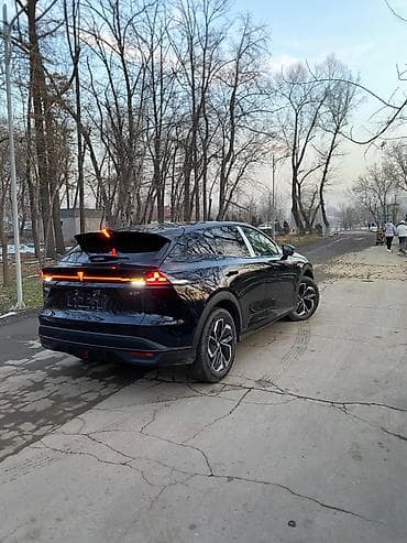 arrizo 8: Changan : 2025 г., 1.5 л, Автомат, Гибрид, Кроссовер — 4