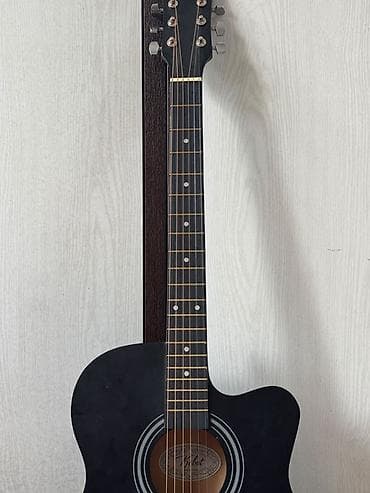 сола: Акустическая гитара Kadesh Velvet, формат корпуса с вырезом (cutaway) — 2