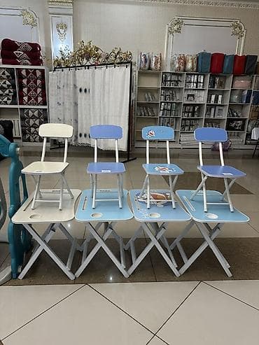 складной письменный стол для школьника: Комплект детского стола и стула — 1