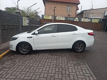 Kia Rio: 2015 г., 1.4 л, Ручные, Бензин, Седан