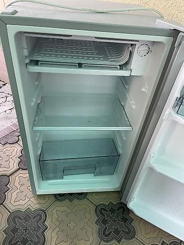 mini refrigerator: Холодильник Avest, Однокамерный — 2