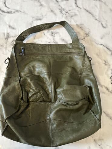 фирменные часы: Кожаная сумка, вместительная очень красивый богатый цвет 2500с — 1