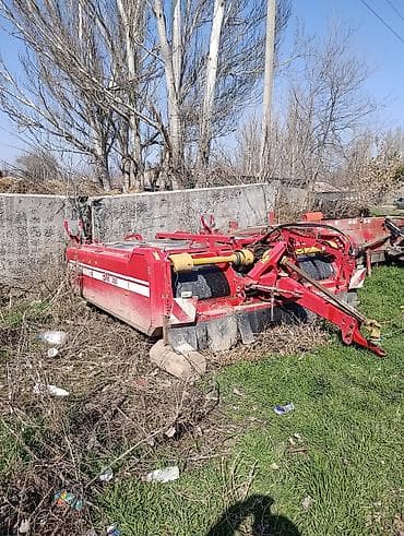 запчасть на трактор: Ботваудалитель сахарной свеклы GRIMME BM 300 На фото — агрегат — 2