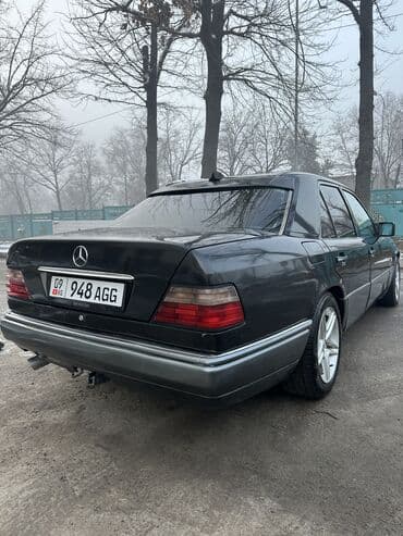 ешка 403: Mercedes-Benz E-Class: 1994 г., 2 л, Механика, Бензин, Седан — 7