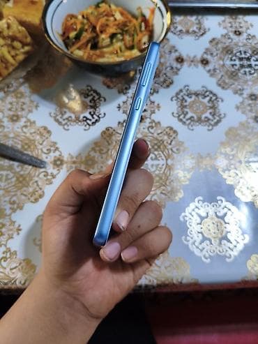 компью: Samsung Galaxy A33 5G, Новый, 128 ГБ, цвет - Голубой, 2 SIM — 1