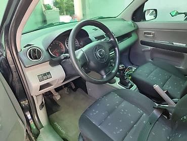 mazda cronos: Mazda 2: 2005 г., 1.3 л, Механика, Бензин, Хэтчбэк — 5