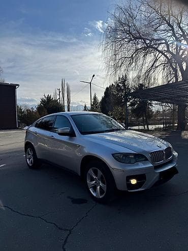 corolla 2016: BMW X6: 2011 г., 4.4 л, Типтроник, Бензин, Кроссовер — 3