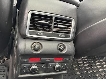 Audi: Audi Q7: 2011 г., 4.3 л, Автомат, Бензин, Кроссовер — 6