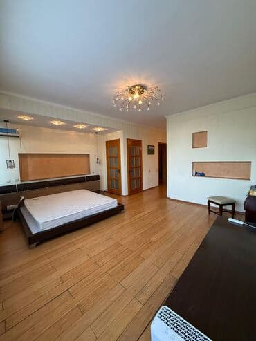 продаже квартиры: 4 комнаты, 210 м², Элитка, 3 этаж — 3