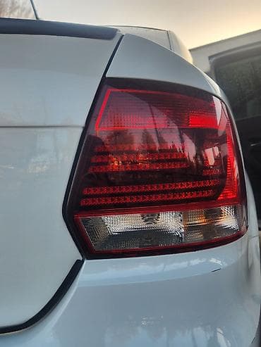 авто эмаль: Volkswagen Polo: 2017 г., 1.6 л, Механика, Бензин, Седан — 10