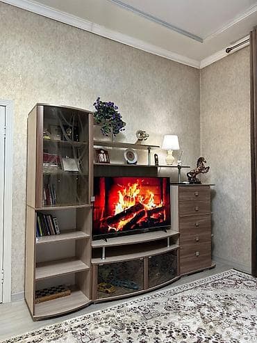 полка витрина для магазина: Стенка-шкаф, Тип стенки-шкафа: Модульная, Для зала, Особенности: С отделением под телевизор — 2