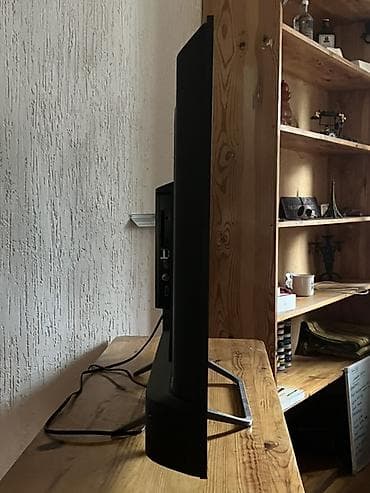 телевизор haier: Телевизор Haier, диагональ около 43". Тонкие рамки, устойчивая — 2
